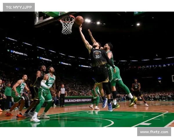 NBA强强对话:东西部冠军之争谁能笑傲群雄成就王朝荣耀 NBA强强对话:东西部冠军之争谁能笑傲群雄成就王朝荣耀