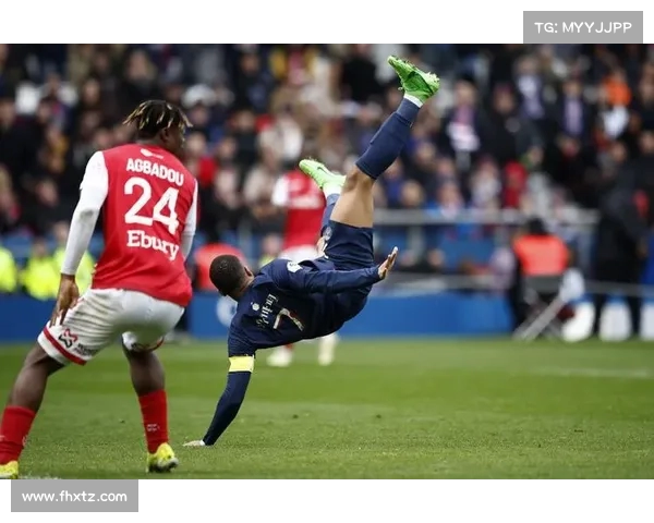 法甲推特聚焦:球迷互动热烈 巴黎圣日耳曼表现引发热议 法甲推特聚焦:球迷互动热烈 巴黎圣日耳曼表现引发热议